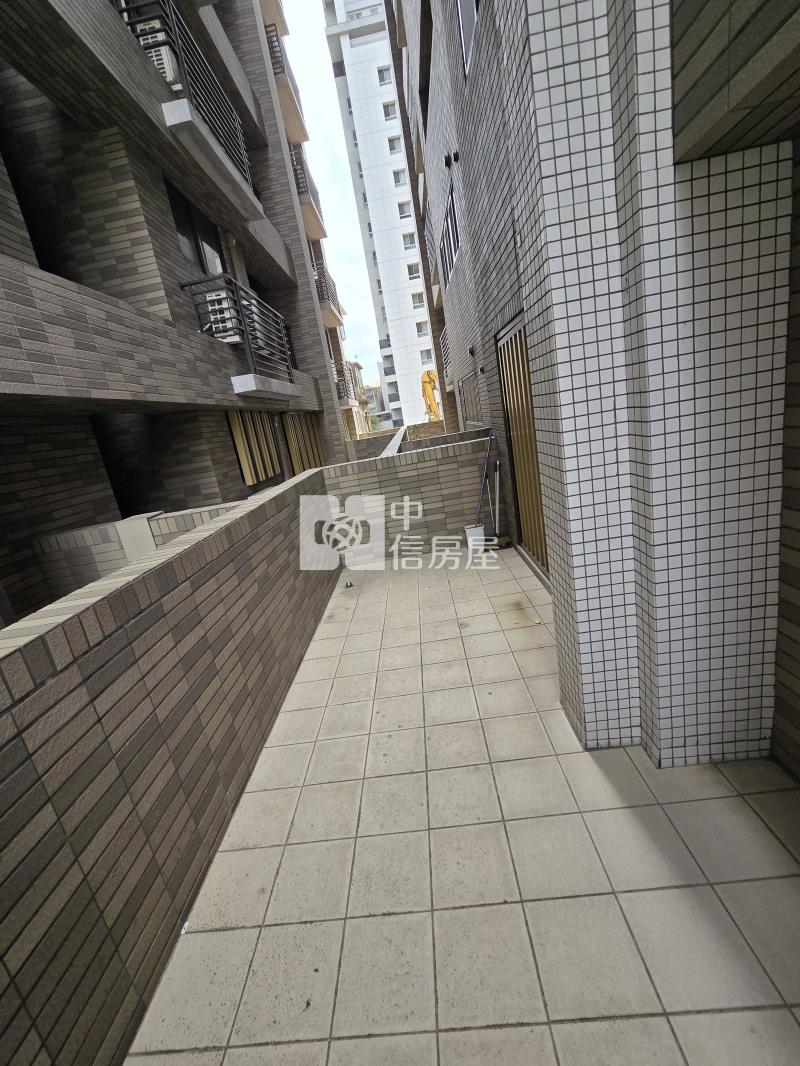 市中心大兩房+平車房屋室內格局與周邊環境
