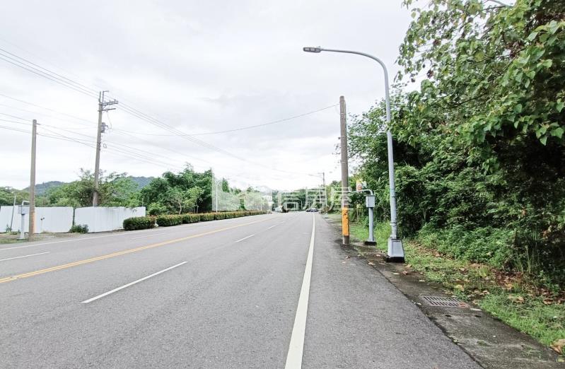 南化玉山國小1254坪農建地房屋室內格局與周邊環境