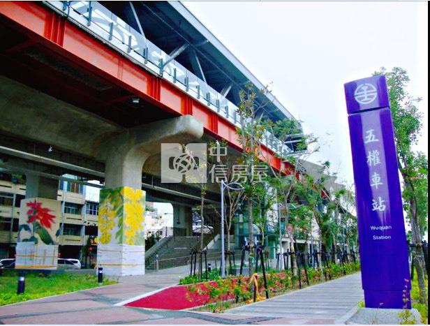 雙捷湛S1黃金霸氣角店附雙平車房屋室內格局與周邊環境