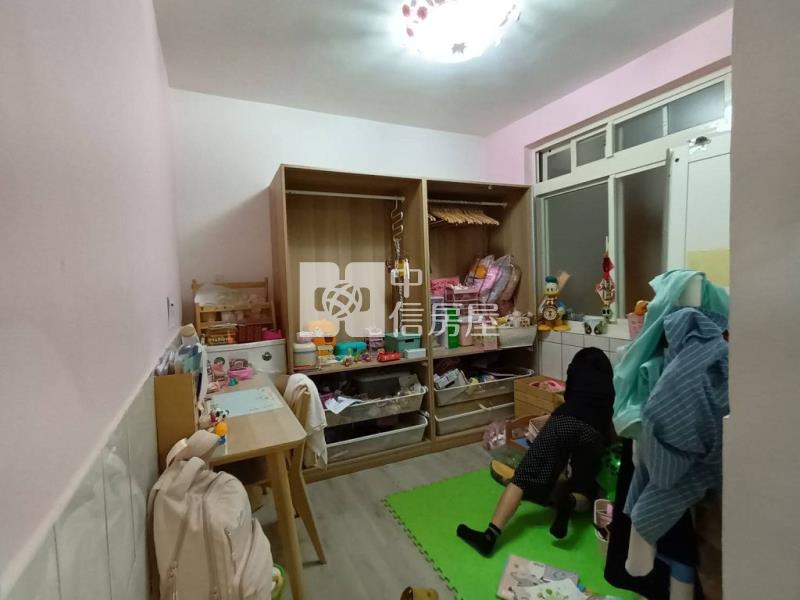忠貞市場溫馨風美平房(中信卓越團隊)房屋室內格局與周邊環境