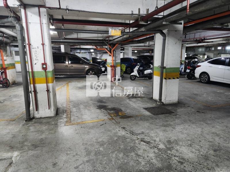體育園區元邦精美4房+車位房屋室內格局與周邊環境