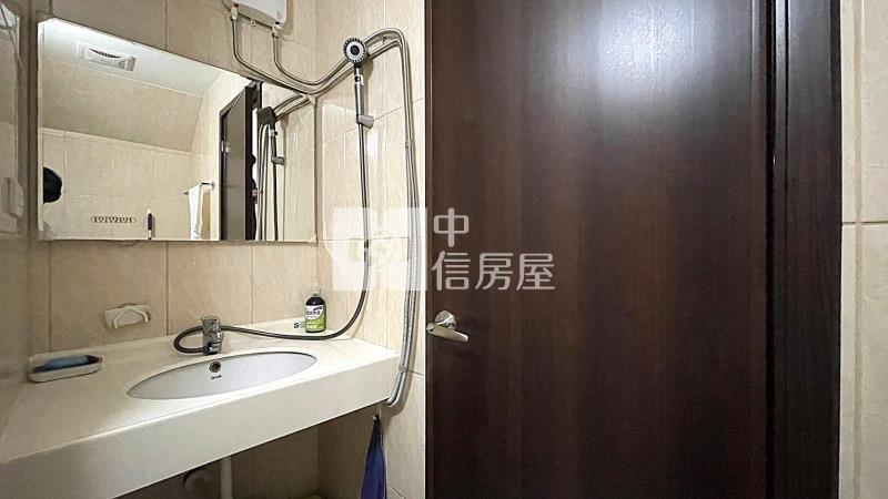 正太原路低總價投資金店面朝南房屋室內格局與周邊環境