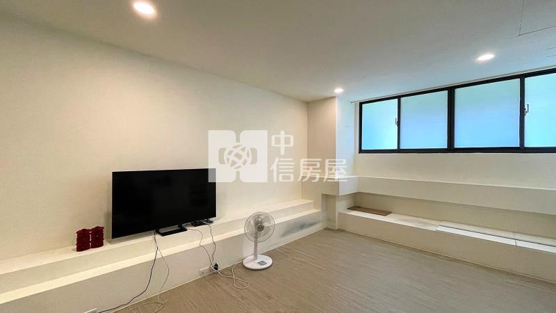 正太原路低總價投資金店面朝南房屋室內格局與周邊環境