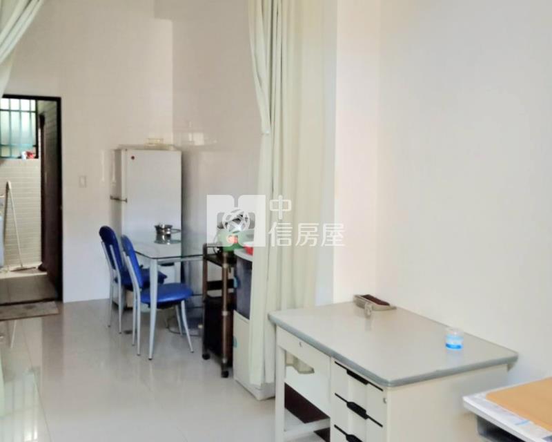 大里大面寬車庫透套房屋室內格局與周邊環境