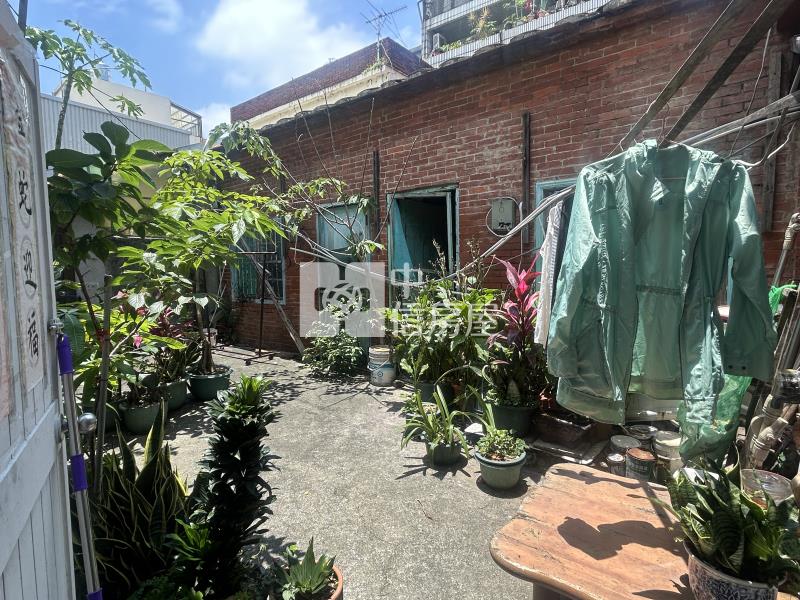 忠愛莊透天房屋室內格局與周邊環境