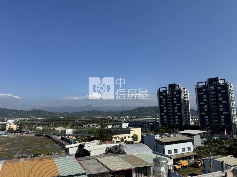 南投燈會旁全新樓中樓三房雙平車房屋室內格局與周邊環境