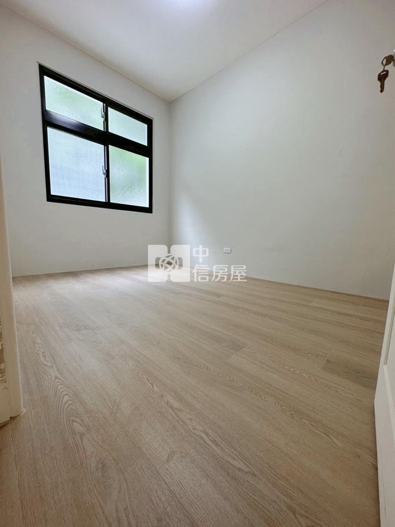 龍潭透天/門前可停車房屋室內格局與周邊環境