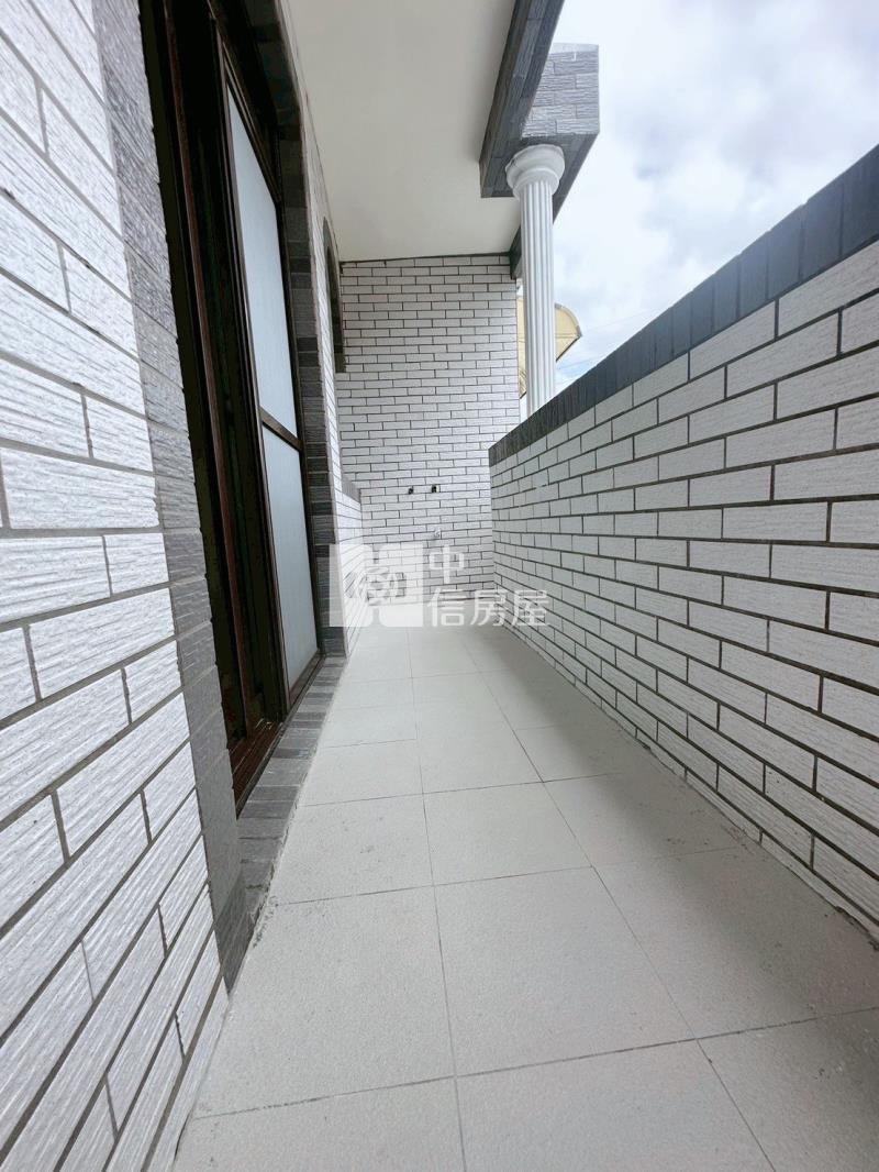 龍潭透天/門前可停車房屋室內格局與周邊環境