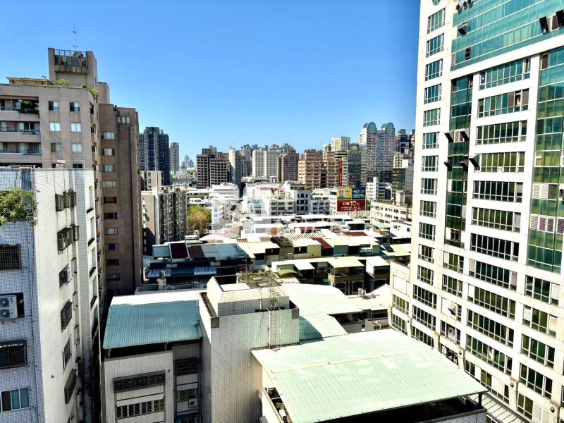 崇德漢口商圈套房+車位(專任)房屋室內格局與周邊環境