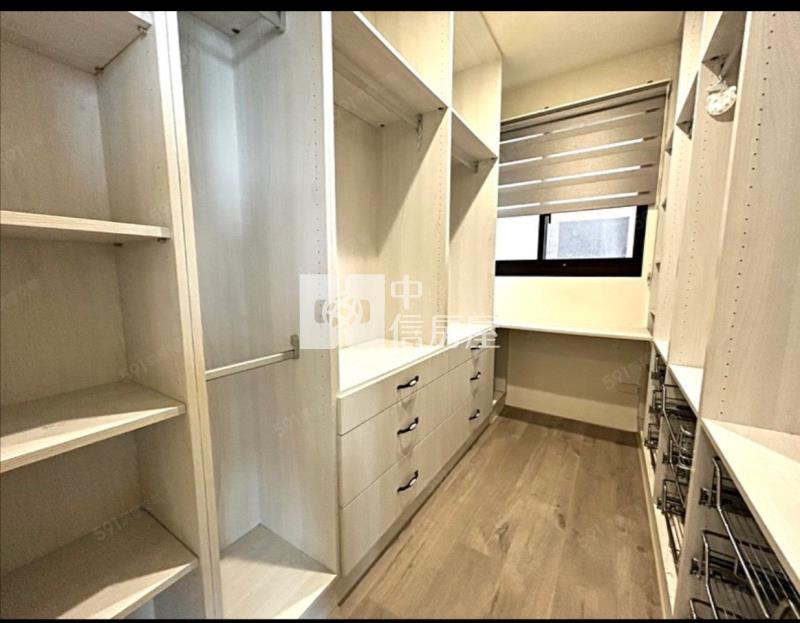 精銳藝博匯裝潢大三房平車房屋室內格局與周邊環境