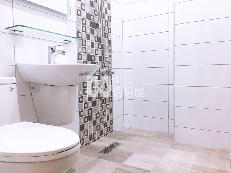 師範大學華廈一樓房屋室內格局與周邊環境