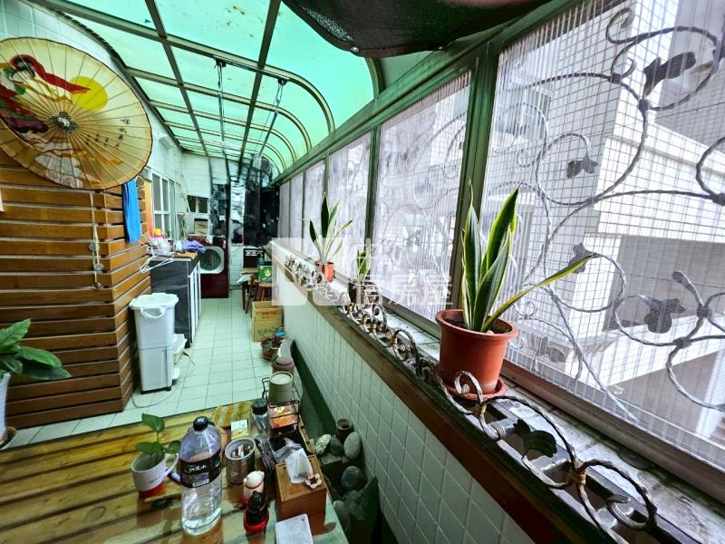安平圖書館優質四房平車寓房屋室內格局與周邊環境