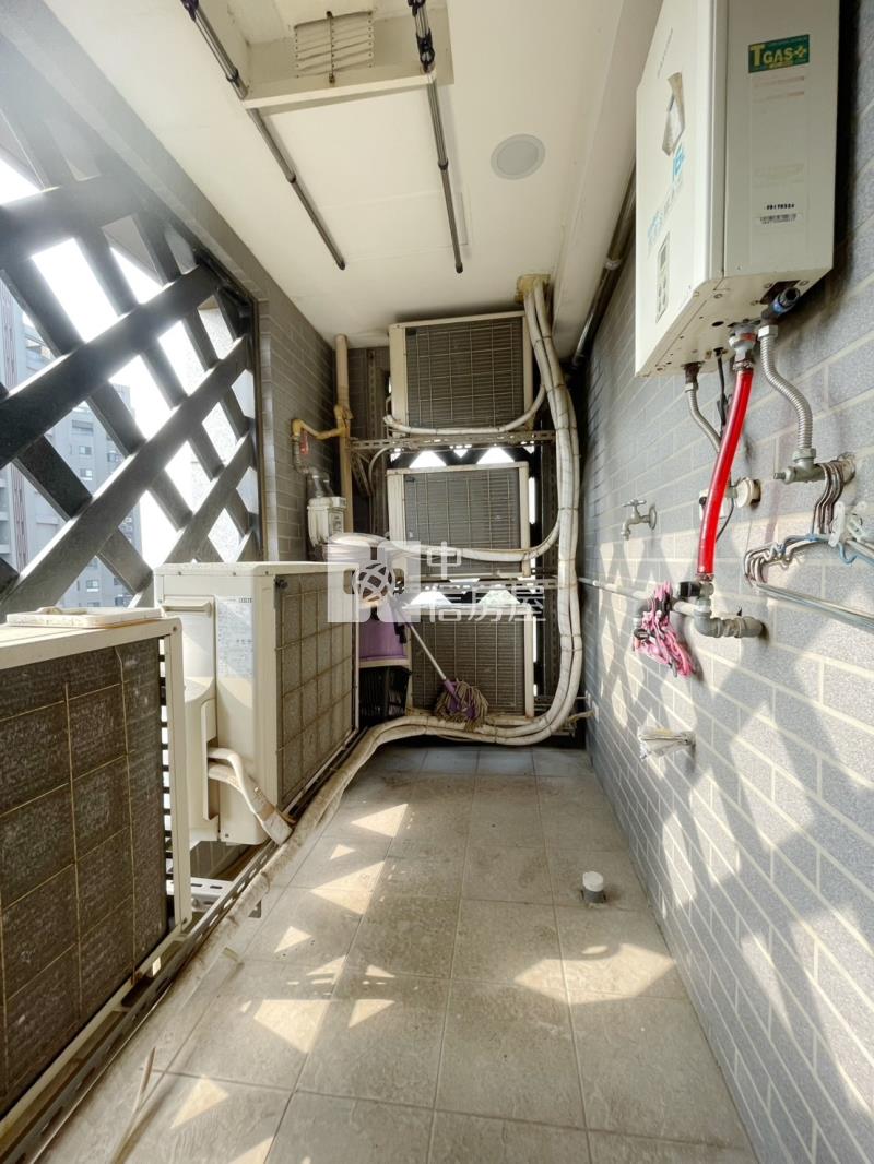 青埔A19高樓層景觀3房雙車房屋室內格局與周邊環境