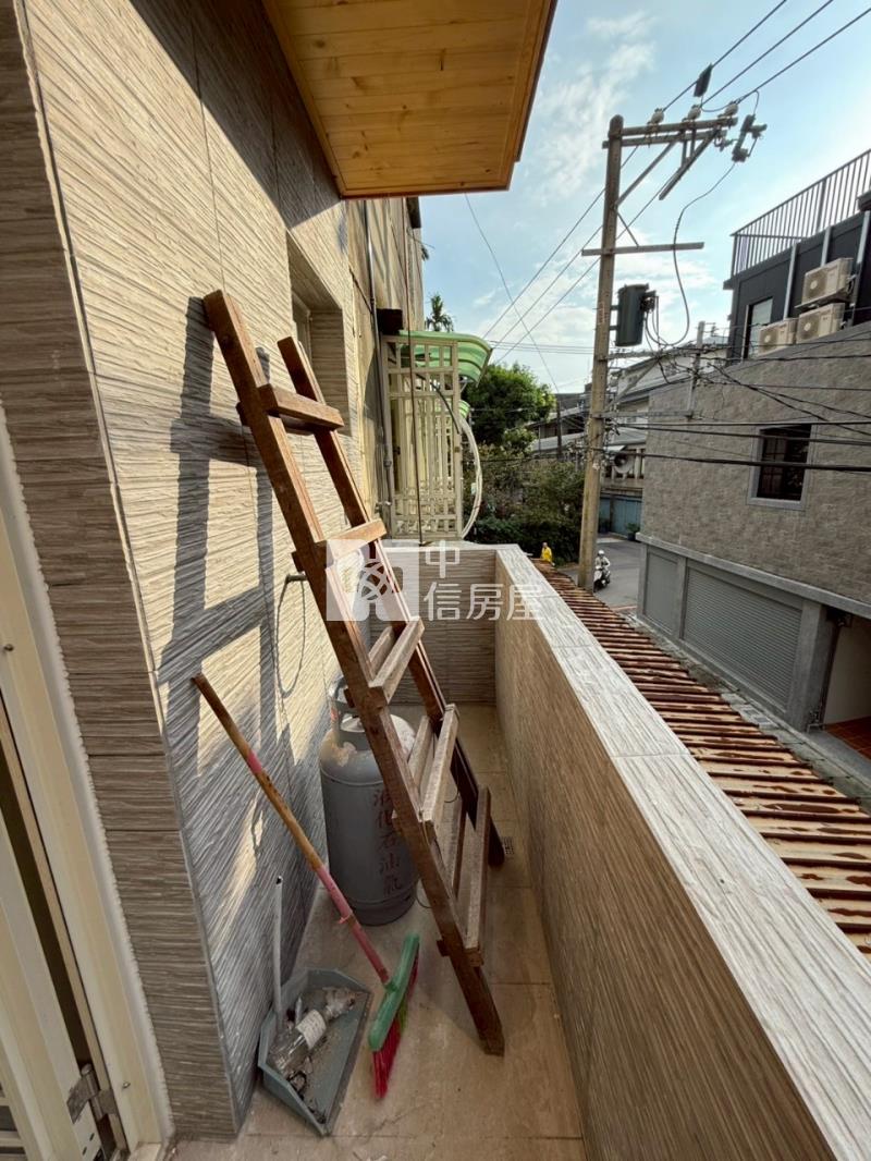 桃園監理站旁2樓公寓房屋室內格局與周邊環境