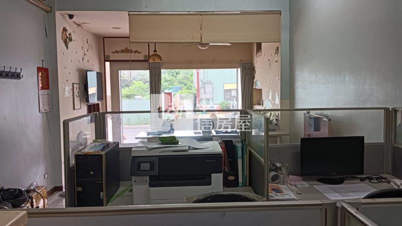 @屋主誠心出售@降價了.太平一江橋@店住合一@店面.公司行號.投資自用皆宜房屋室內格局與周邊環境