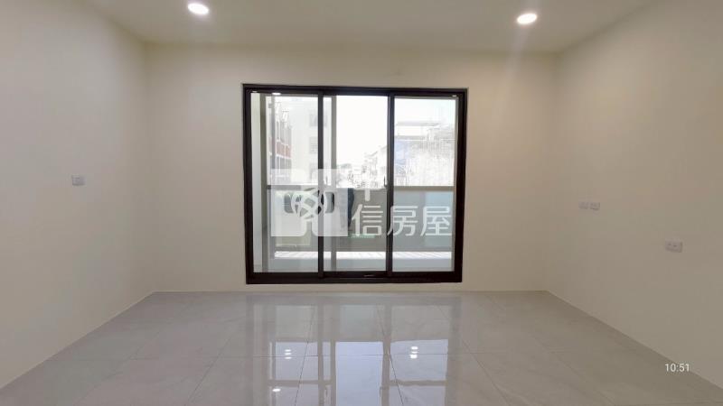 B1-10邊間雙臨路店住房屋室內格局與周邊環境