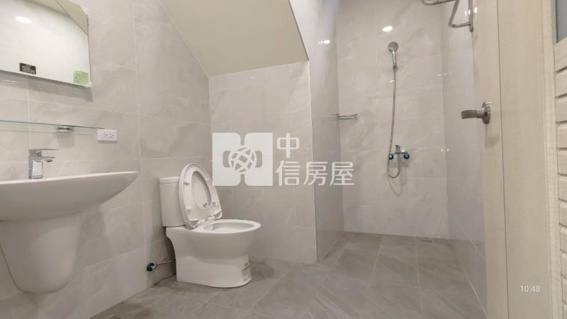 B1-10邊間雙臨路店住房屋室內格局與周邊環境