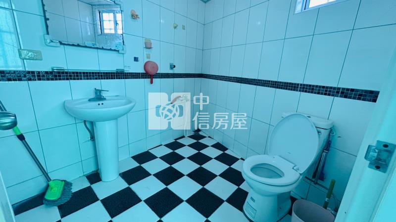 C1-19中華商圈透天房屋室內格局與周邊環境