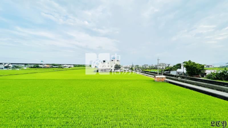 視野開闊河岸美景踏踏農舍房屋室內格局與周邊環境