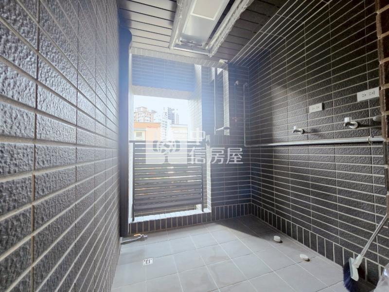 A18自由兩房+車B091房屋室內格局與周邊環境