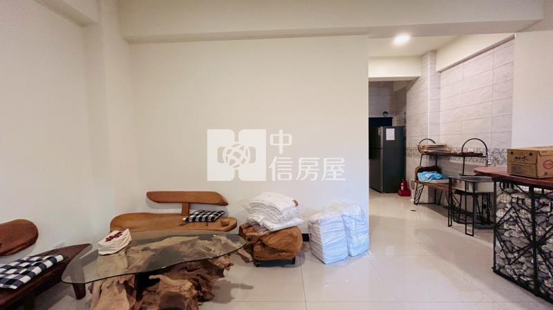 A2-4近車站輕屋齡優質別墅房屋室內格局與周邊環境