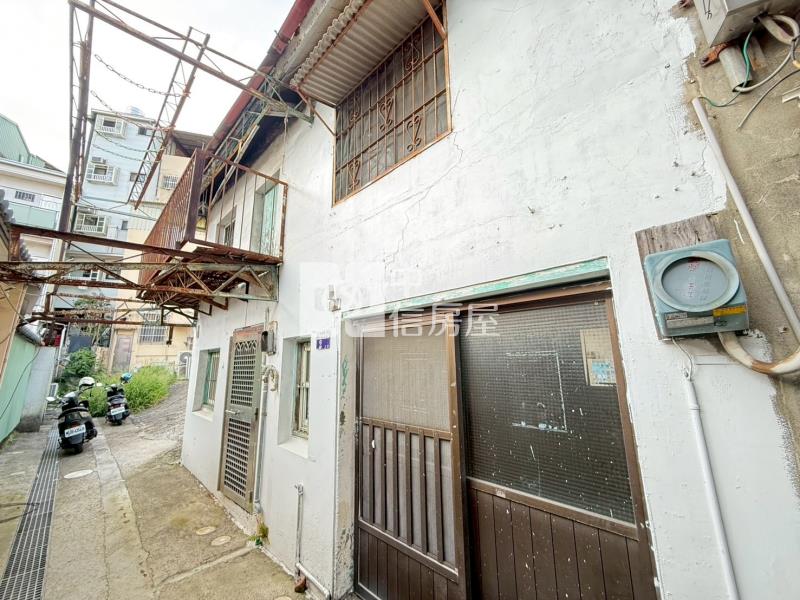 北區崇德路旁建地房屋室內格局與周邊環境