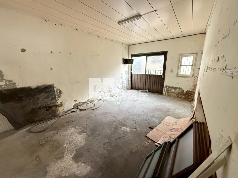北區崇德路旁建地房屋室內格局與周邊環境
