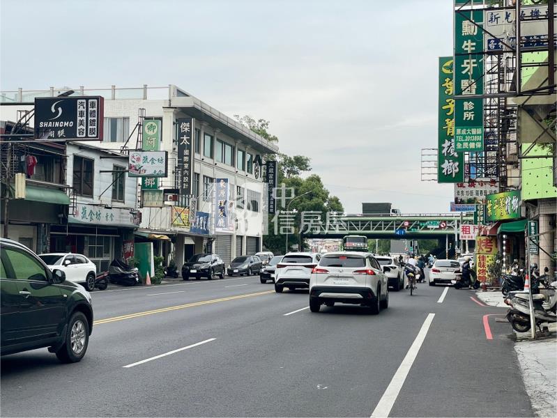 近永信國小精緻舒適美三房平車房屋室內格局與周邊環境