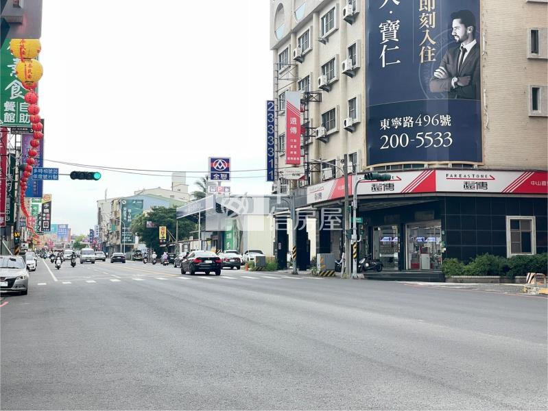 近永信國小精緻舒適美三房平車房屋室內格局與周邊環境