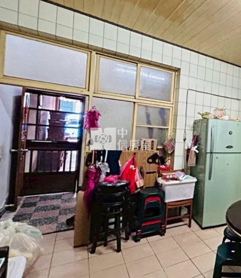 中壢青果市場透天店面房屋室內格局與周邊環境