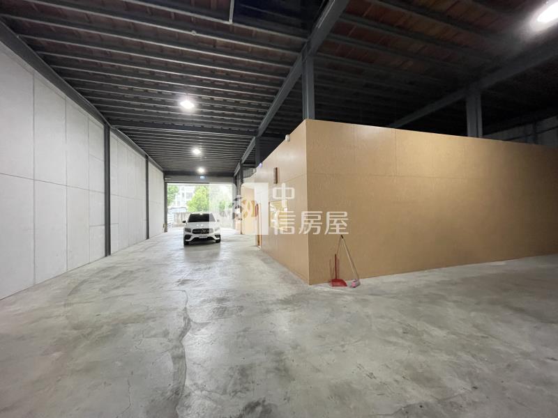 南屯中台路買地送制震廠房(專任)房屋室內格局與周邊環境