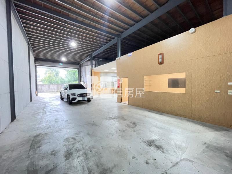 南屯中台路買地送制震廠房(專任)房屋室內格局與周邊環境