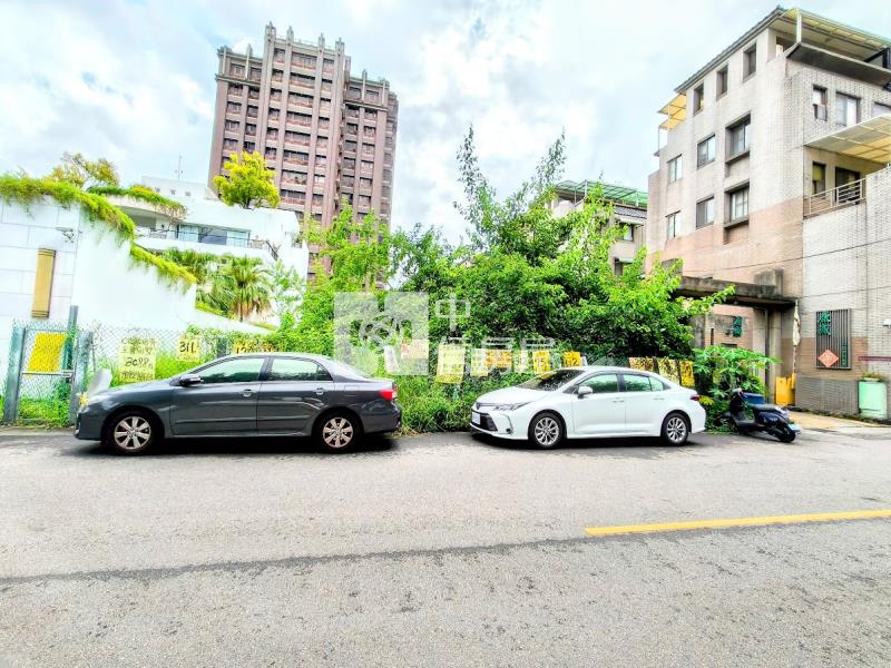 北屯@薇格中學@百坪建地.臨12米路.面公園.房屋室內格局與周邊環境