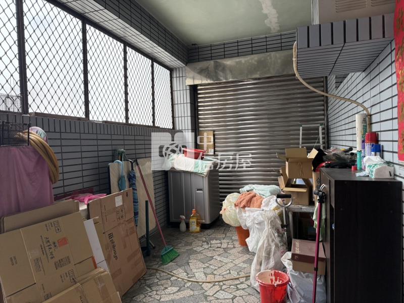 採光邊間透天房屋室內格局與周邊環境