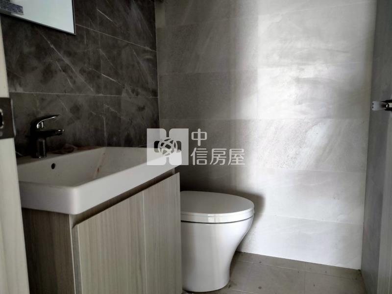 新市商業精華區全新電梯透天黃金店面房屋室內格局與周邊環境