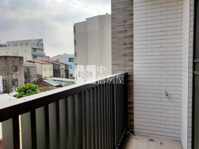 新市商業精華區全新電梯透天黃金店面房屋室內格局與周邊環境