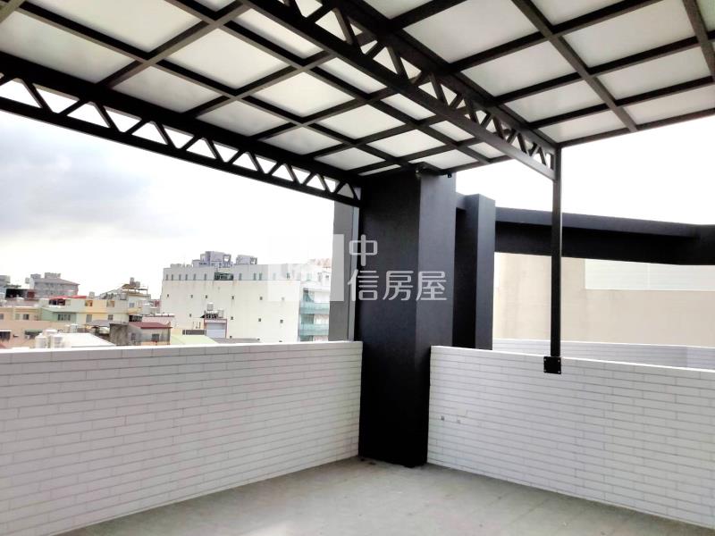 新市商業精華區全新電梯透天黃金店面房屋室內格局與周邊環境