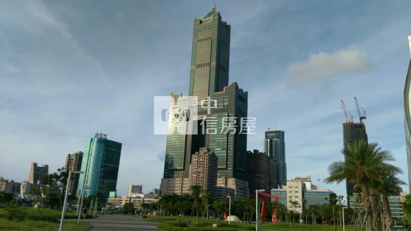 R8總圖超值5房樓中樓房屋室內格局與周邊環境