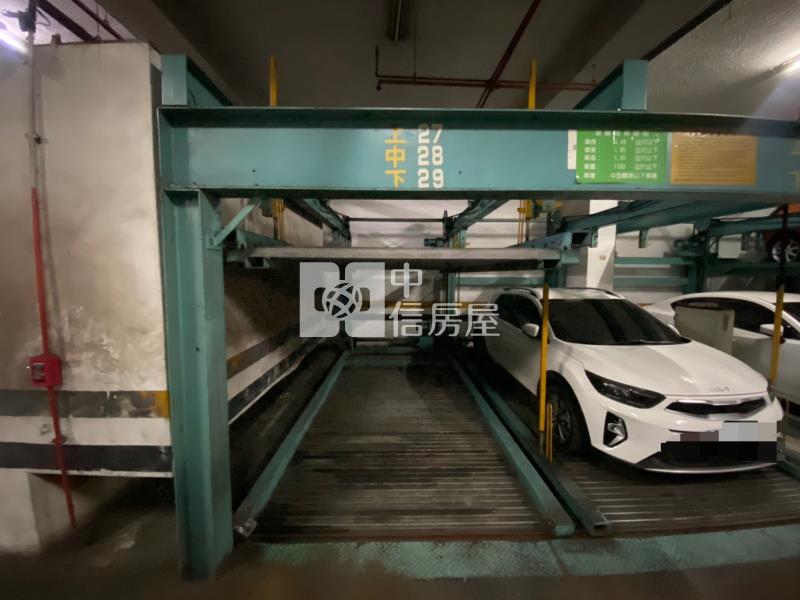 文心百利精裝三房機上車位房屋室內格局與周邊環境