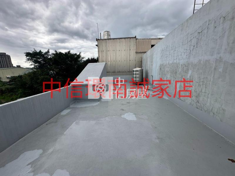 近南勢邊間大地坪整新透天房屋室內格局與周邊環境