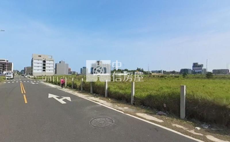 【新世紀】 忠孝路文小旁學區建地113房屋室內格局與周邊環境