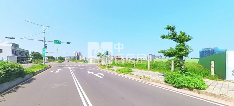 【新世紀】正30米成功南路三角窗豪宅建地112房屋室內格局與周邊環境
