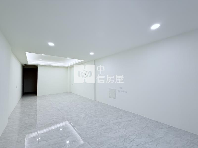 東區芳鄰大露臺車墅房屋室內格局與周邊環境
