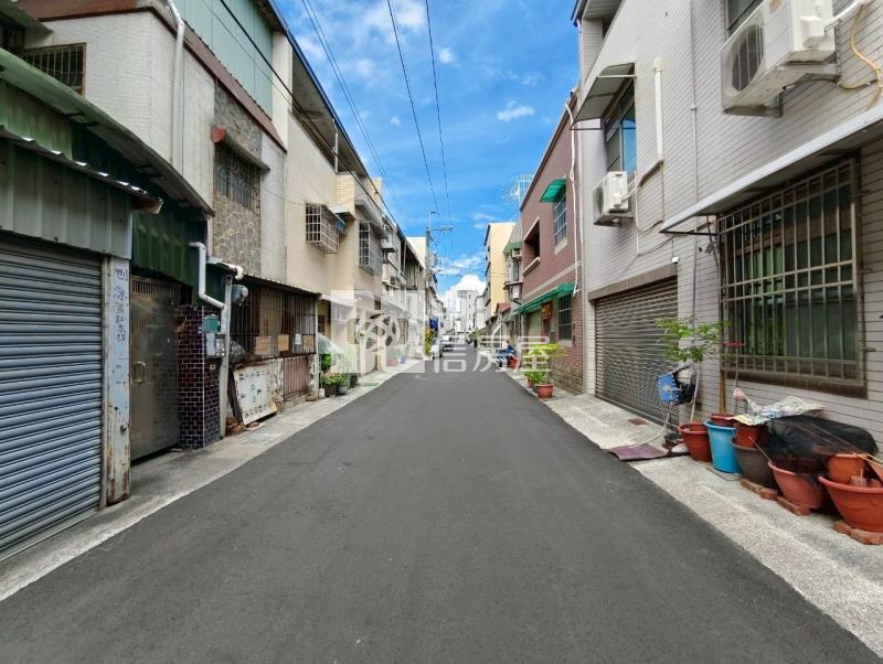 惠安街大面寬孝親透天房屋室內格局與周邊環境