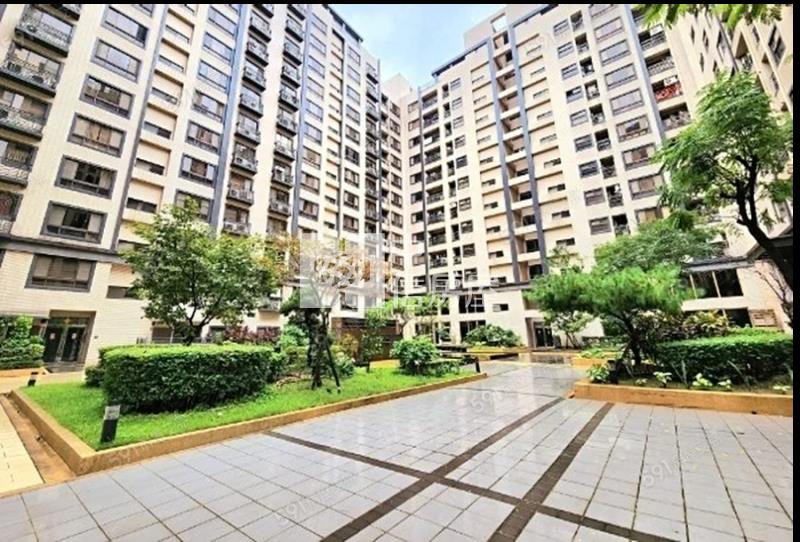 【奔馳】上城景觀美套房車房屋室內格局與周邊環境