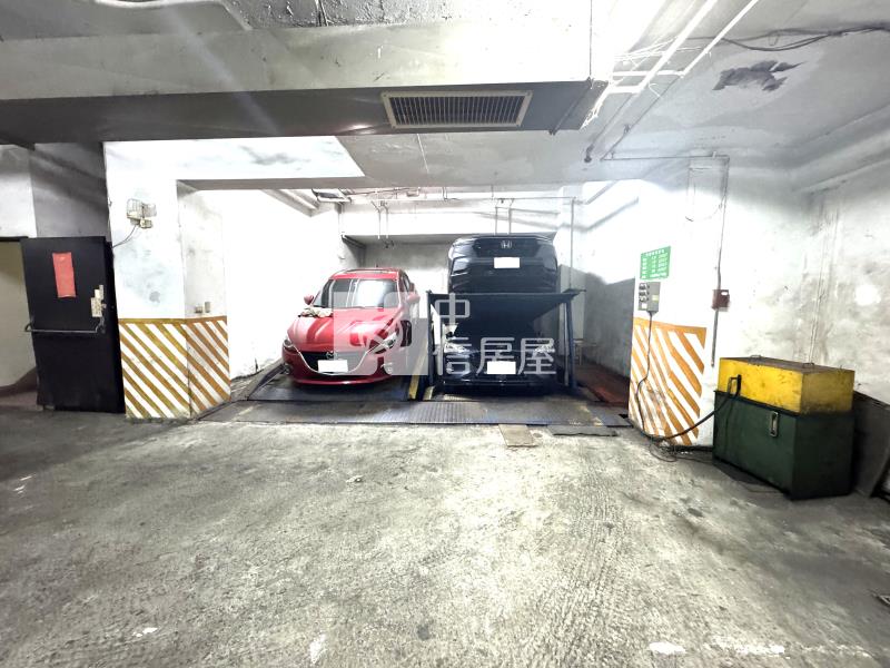 城市印象正1房1廳1衛1廚1車位(專任)房屋室內格局與周邊環境