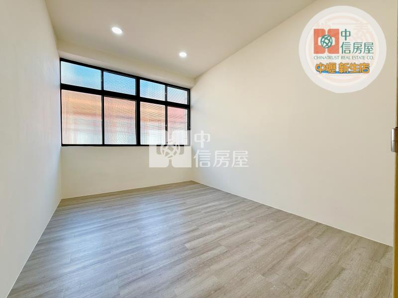 楊梅近楊梅國小整新雙車美透天房屋室內格局與周邊環境