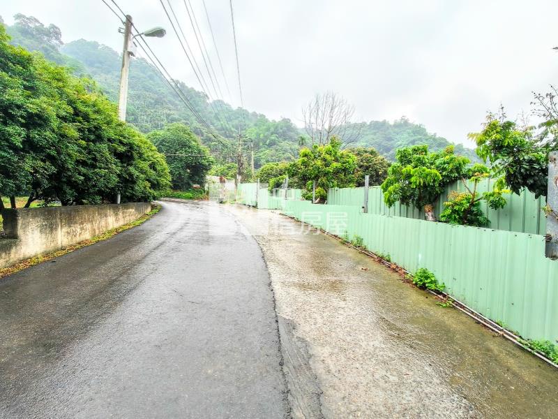 霧峰百坪丙建+千坪農地送合法農舍房屋室內格局與周邊環境
