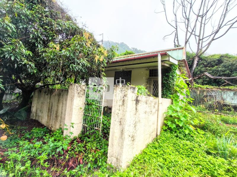 霧峰百坪丙建+千坪農地送合法農舍房屋室內格局與周邊環境