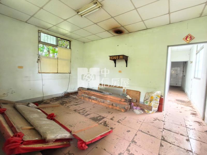 霧峰百坪丙建+千坪農地送合法農舍房屋室內格局與周邊環境